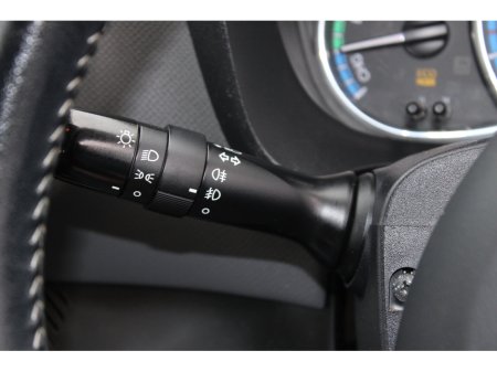 2017 Toyota Yaris Hybrid Luxury €14,950 thumbnail