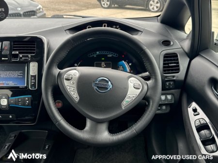 2017 Nissan Leaf Nissan Leaf 30kWh SV | Electric Hatchback | Cold Pack | Auto | White | Letterkenny €7,900 thumbnail