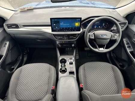 2025 Ford Kuga *18