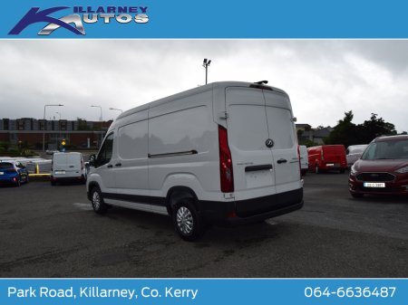 2025 Maxus Deliver 9 LWB Med Roof FWD LUX 2.0TDCi 150BHP Price plus 23% vat €32,567 thumbnail