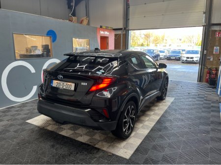 2020 Toyota C-HR 2020 TOYOTA C-HR 1.8L HYBRID / 78K KMS / ADAPTIVE CRUISE CONTROL, HEATED SEATS, REVERSE CAMERA & MORE €23,950