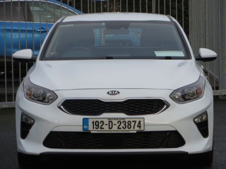 2019 Kia Ceed K2 Commercial 5DR €11,950 thumbnail