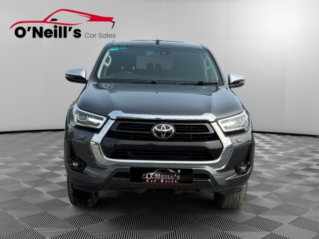 2021 Toyota Hilux INVINCIBLE D-4D 4WD #230 €32,999 thumbnail