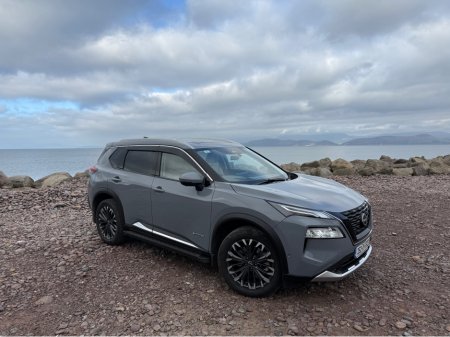 2025 Nissan X-Trail Leather Side Steps SVE Hybrid €51,995 thumbnail