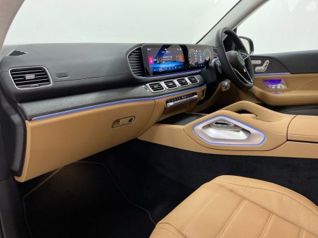 2026 Mercedes-Benz GLE Class GLE 350de 4MATIC Sport Edition | Electric Sunroof, Reversing Camera, €112,530 thumbnail