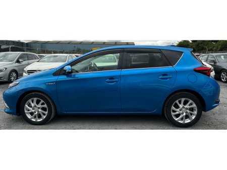 2016 Toyota Auris 1.8 Petrol-Hybrid Automatic Low Mileage (3172) €15,495