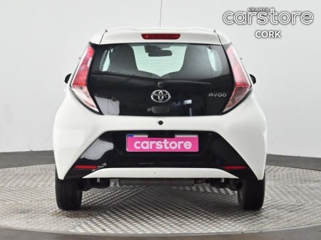 2017 Toyota Aygo 1.0 VVT-i x-play+ €10,480