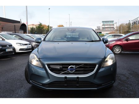 2014 Volvo V40  €10,999