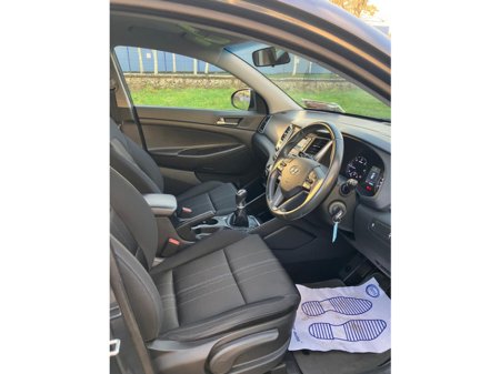 2017 Hyundai Tucson IX35 1.7 COMFORT 5DR €15,950 thumbnail