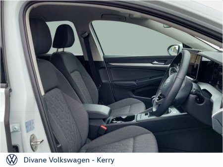 2025 Volkswagen Golf EDITION 75 1.5 TSI 116HP €32,950