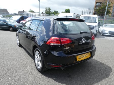 2015 Volkswagen Golf TSI Bluemotion €13,950 thumbnail