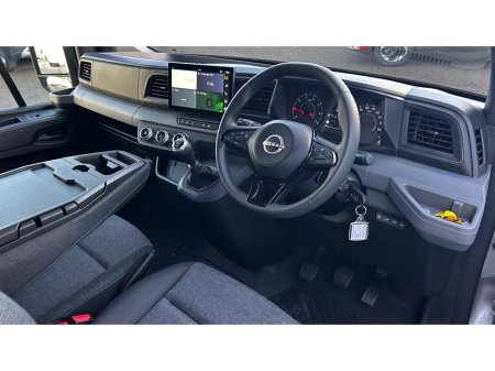 2025 Nissan Interstar Free Ply-lining 150 bhp L3H2 SV Premium €32,750