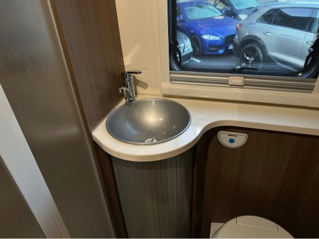 2020 Fiat Ducato Passenger SWIFT EDGE 6 BERTH MOTORHOME €64,950 thumbnail