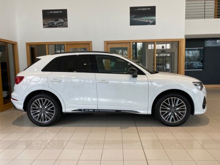 2022 Audi Q3 35 TDI 150HP S Tronic S line €41,950