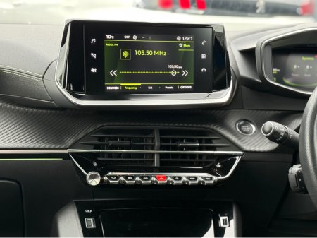 2020 Peugeot 2008 **DEPOSIT TAKEN** GT-LINE - 1.2 PETROL - AUTO - 12M WARRANTY - CAR: 930 €20,950 thumbnail