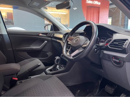 2020 Volkswagen T-Cross €20950 2020 VOLKSWAGEN T-CROSS TSI 1ST 1.0 AUTOMATIC / REVERSE CAMERA / CRUISE CONTROL €20,950 thumbnail