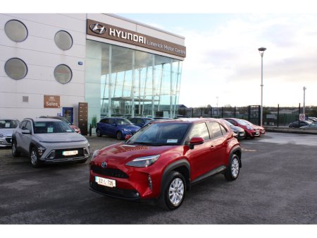 2022 Toyota Yaris Cross 1.5 Hybrid CVT Luna €23,950