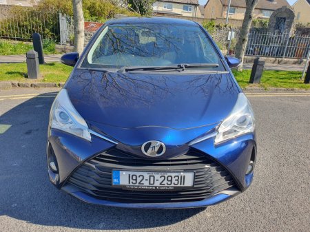 2019 Toyota Yaris 1.0 AUTOMATIC , LOW KM'S , HUGE SPEC
