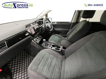 2019 Volkswagen Touran 2.0 TDI HIGH LINE 7 Seater, Automatic, Reversing camera €23,995