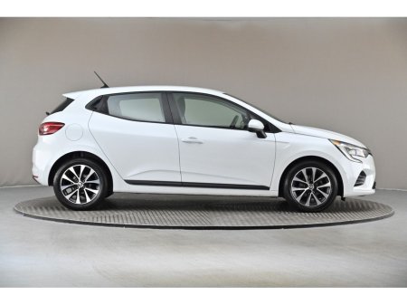 2022 Renault Clio 1.0 TCE ICONIC 90BHP 6SPD *SAT NAV*REAR PARK SENSORS* €16,490 thumbnail