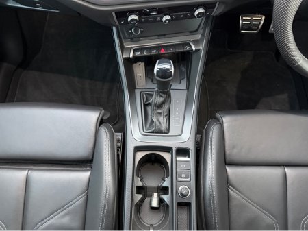 2024 Audi Q3 S LINE 45 TFSI E//LOW MILEAGE//FULL LEATHER//REVERSE CAMERA//FINANCE PACKAGES// €46,950 thumbnail