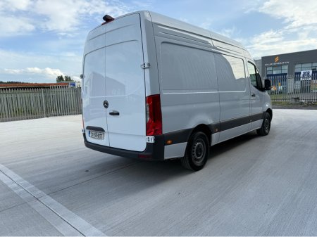 2024 Mercedes-Benz Sprinter  €42,000