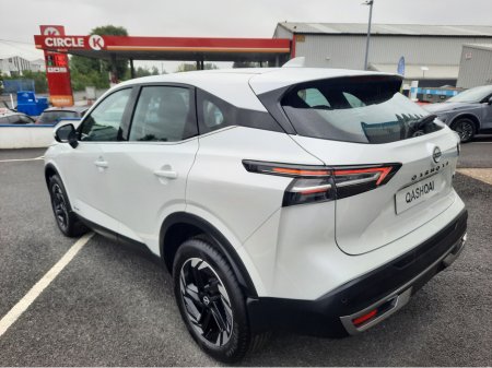 2025 Nissan Qashqai ePOWER SV HYB AUTOMATIC €45,300