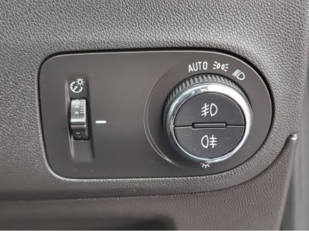 2022 Opel Crossland ULTIMATE 1.5TD 110BHP **LEATHER/SUEDE INTERIOR"" €19,950 thumbnail