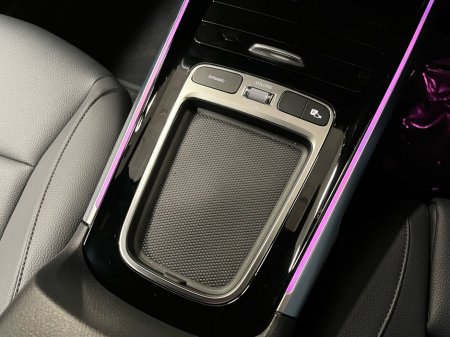 2025 Mercedes-Benz EQB 250+ Sport Executive - Reversing Camera - Ambient Lighting - Sat Nav - Climate Control - Heated Seats - Apple CarPlay/Android Auto thumbnail