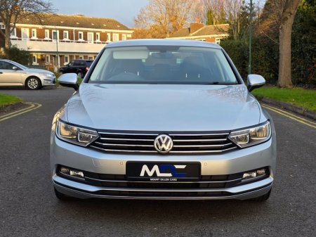 2015 Volkswagen Passat 1.6 TDI 120HP Highline €13,999 thumbnail