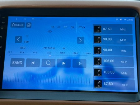 2017 Honda Vezel  €17,990 thumbnail