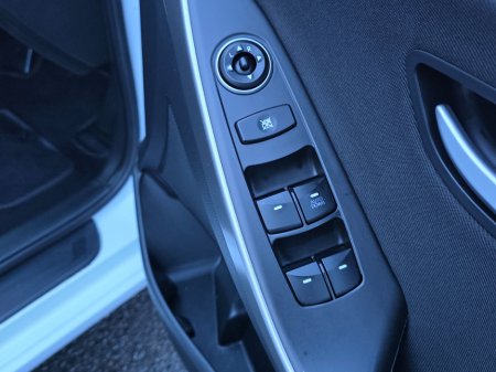 2016 Hyundai i30 1.6 Diesel Deluxe €6,999 thumbnail