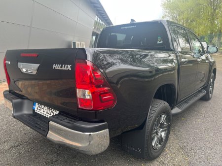 2025 Toyota Hilux  €47,500