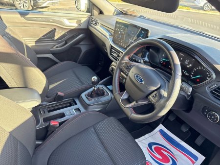 2024 Ford Focus 1.0L EcoBoost 125PS ST-Line €27,975 thumbnail