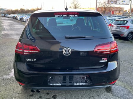 2017 Volkswagen Golf HIGHLINE AUTOMATIC 1.4 PETROL //HIGH SPEC//LOW MILES//KEYLESS ENTRY//REVERSE CAMERA//ADAPTIVE CRUISE CONTROL//BLIND SPOT WARNING// €16,950 thumbnail