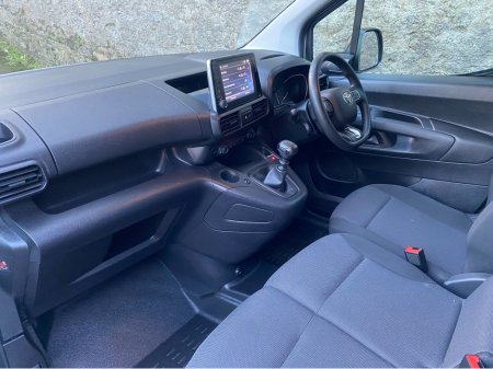 2023 Toyota Proace City City Icon L1 HDi 100 €15,995 thumbnail