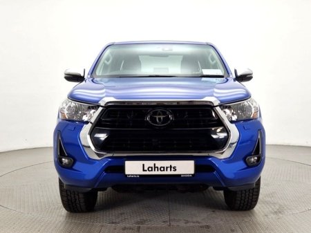 2023 Toyota Hilux D/CAB 2.8 SR5 AUTO €38,984
