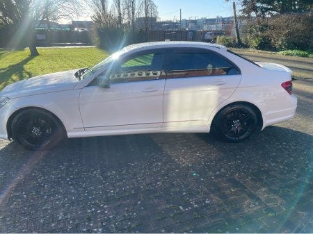 2010 Mercedes-Benz C Class C SERIES 2.2 CDI BLUE EFFICIENCY SPORT 4DR A €4,950 thumbnail
