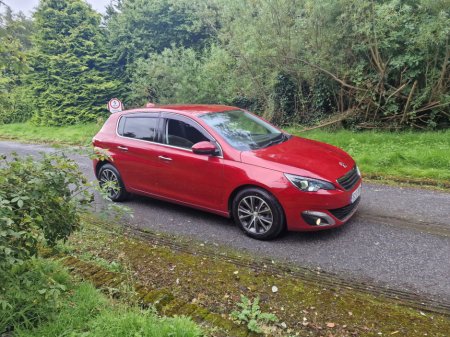2015 Peugeot 308 1.2 5DR AUTO LOW KMS €11,899