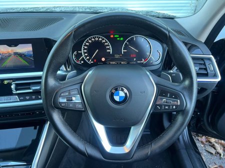 2019 BMW 3 Series 320d XDRIVE AUTO // M-SPORT ALLOYS // LEATHER HEATED SEATS // REVERSE CAMERA €24,950