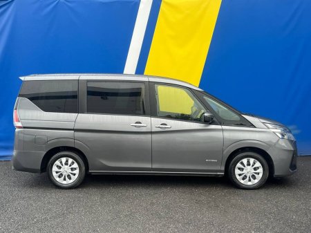 2021 Nissan Serena 7-SEATER 2.0 HYBRID // REVERSE CAMERA // DIGITAL CLIMATE CONTROL // DIGITAL CLUSTER €25,950