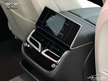 2023 Bentley Flying Spur AZURE €209,950 thumbnail