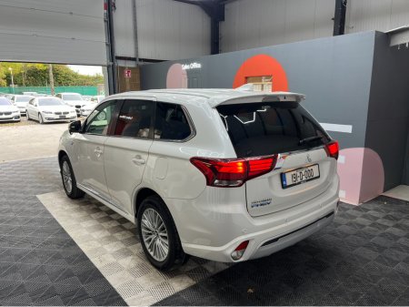 2019 Mitsubishi Outlander 2019 MITSUBISHI OUTLANDER PHEV 2.4L HYBRID / 58K KMS /  ADAPTIVE CRUISE CONTROL, HEATED SEATS & MORE €22,950