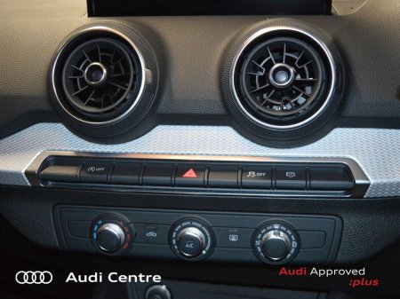 2024 Audi Q2 30 TFSI 110HP SE €35,499 thumbnail