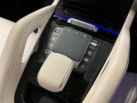 2026 Mercedes-Benz GLE Class 350de Sport Edition 4Matic - 20 Inch Alloys - Reversing Camera - Ambient Lighting - Sat Nav - Climate Control - Electric Heated Seats - Apple CarPlay/Android Auto €108,680 thumbnail