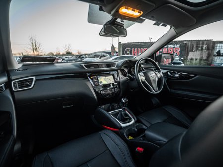 2017 Nissan Qashqai 2017 Qashqai 1.2/1 owner/High spec/1yr warranty €15,888 thumbnail