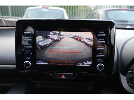 2024 Toyota Yaris LUNA 5dr Manual Great Spec! €19,995 thumbnail