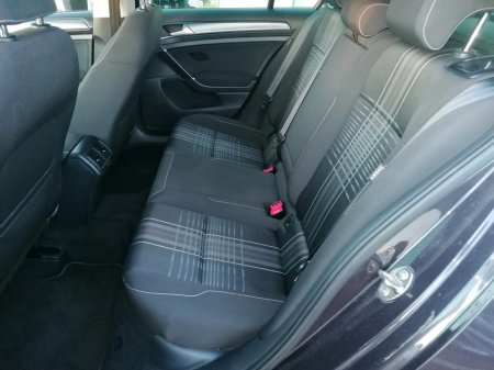 2015 Volkswagen Golf 1.2TSI Lounge €12,950