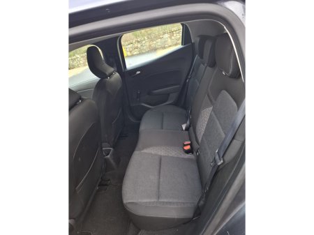 2020 Renault Clio DYNAMIQUE TCE 100 MY19 5DR V €12,950 thumbnail