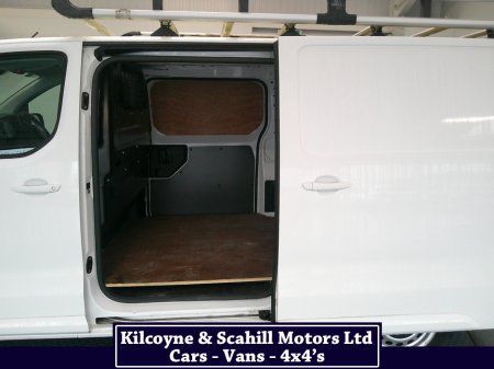 2021 Toyota Proace 2.0 120HP GX LWB 4DR €19,750 thumbnail